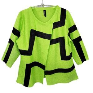 Berek Vintage 80s Green Black Crinkle Snap Front Asymmetric Geometric Tunic Top
